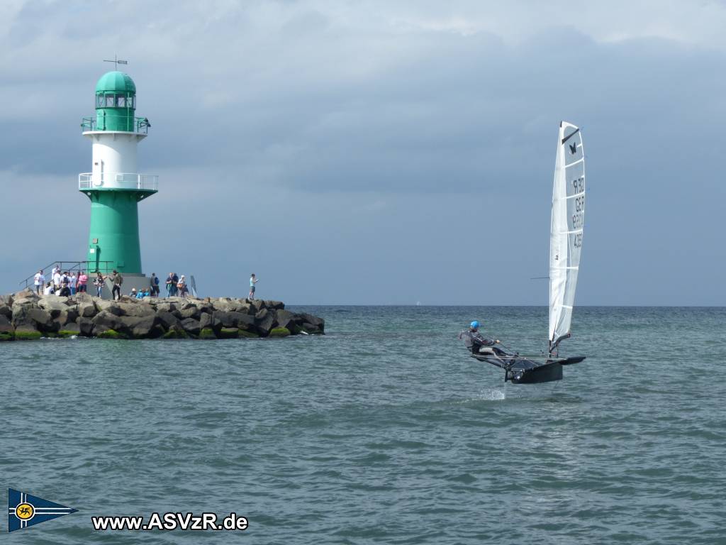 moth mach2 - Foilen auf der Ostsee vor Warnemünde