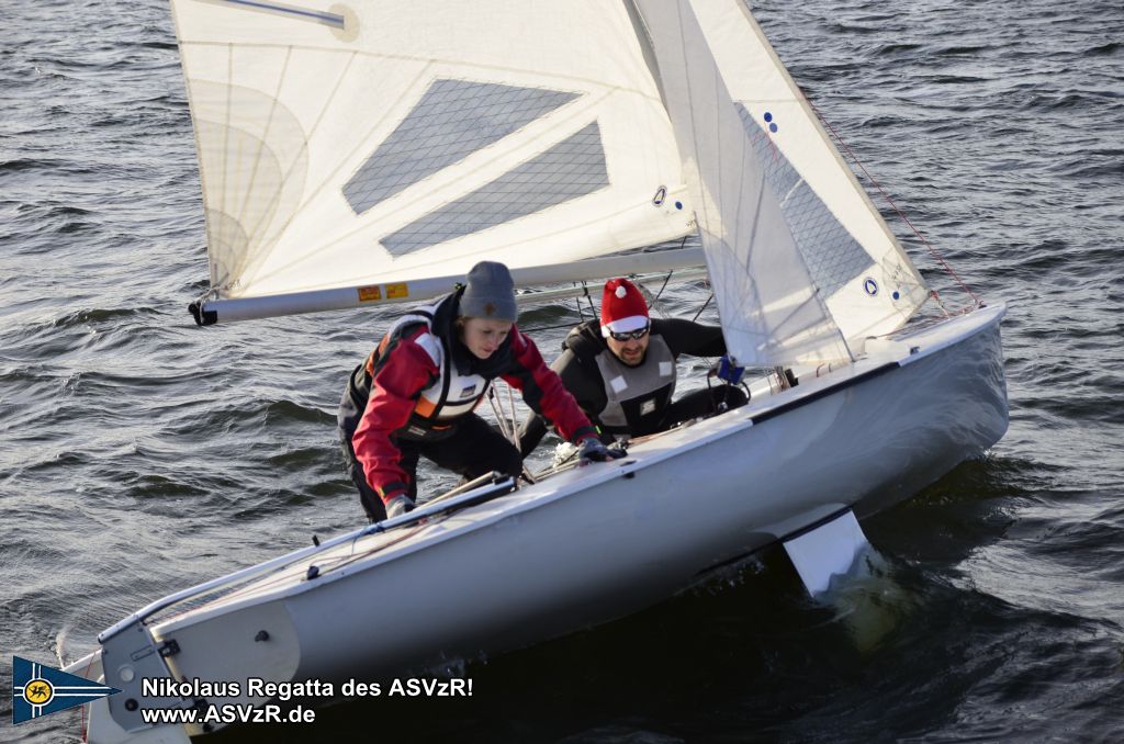 Nikolaus Regatta in Rostock 2019 - Ixylon bei der Rollwende?